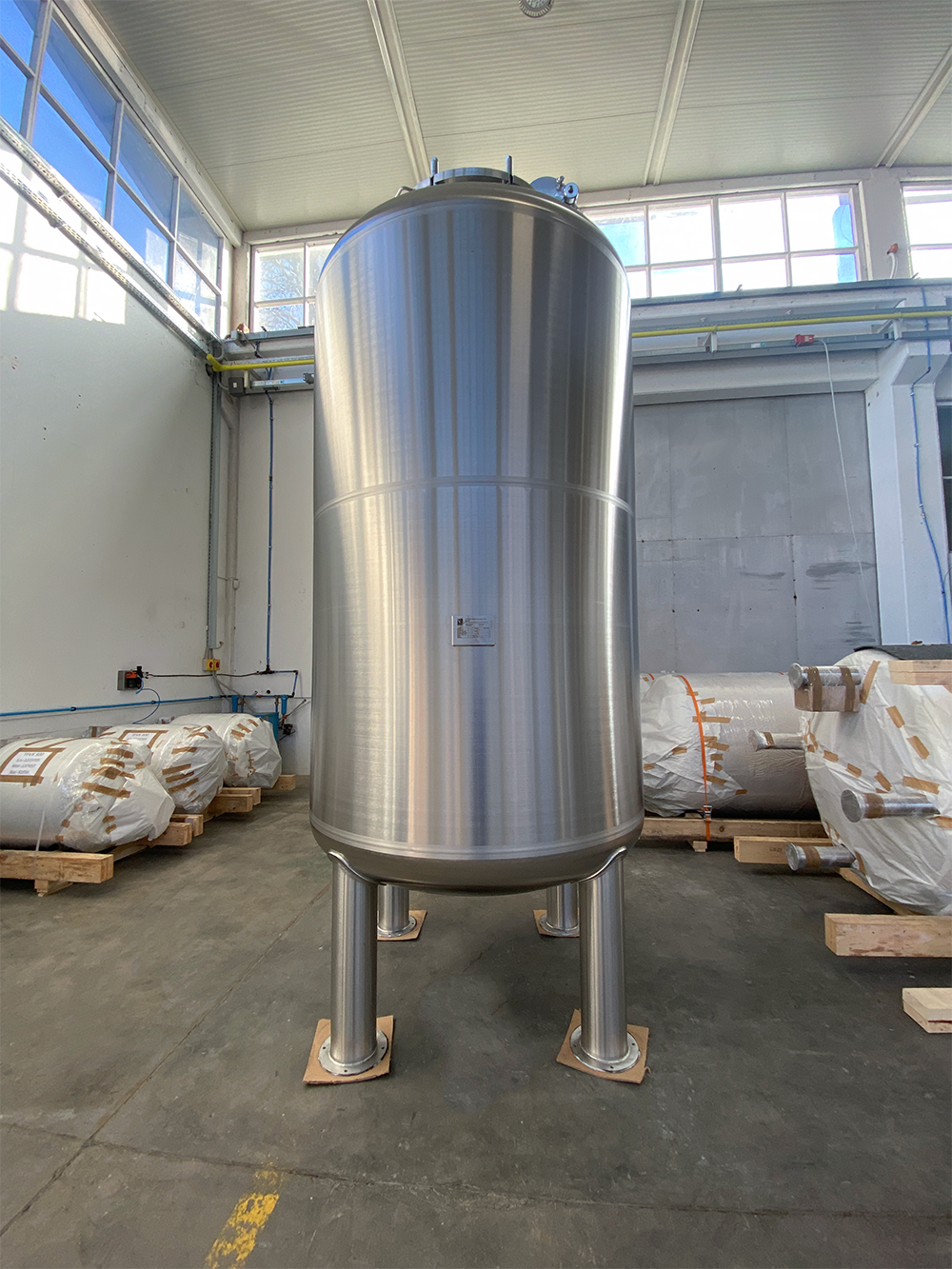 Vertical vessel