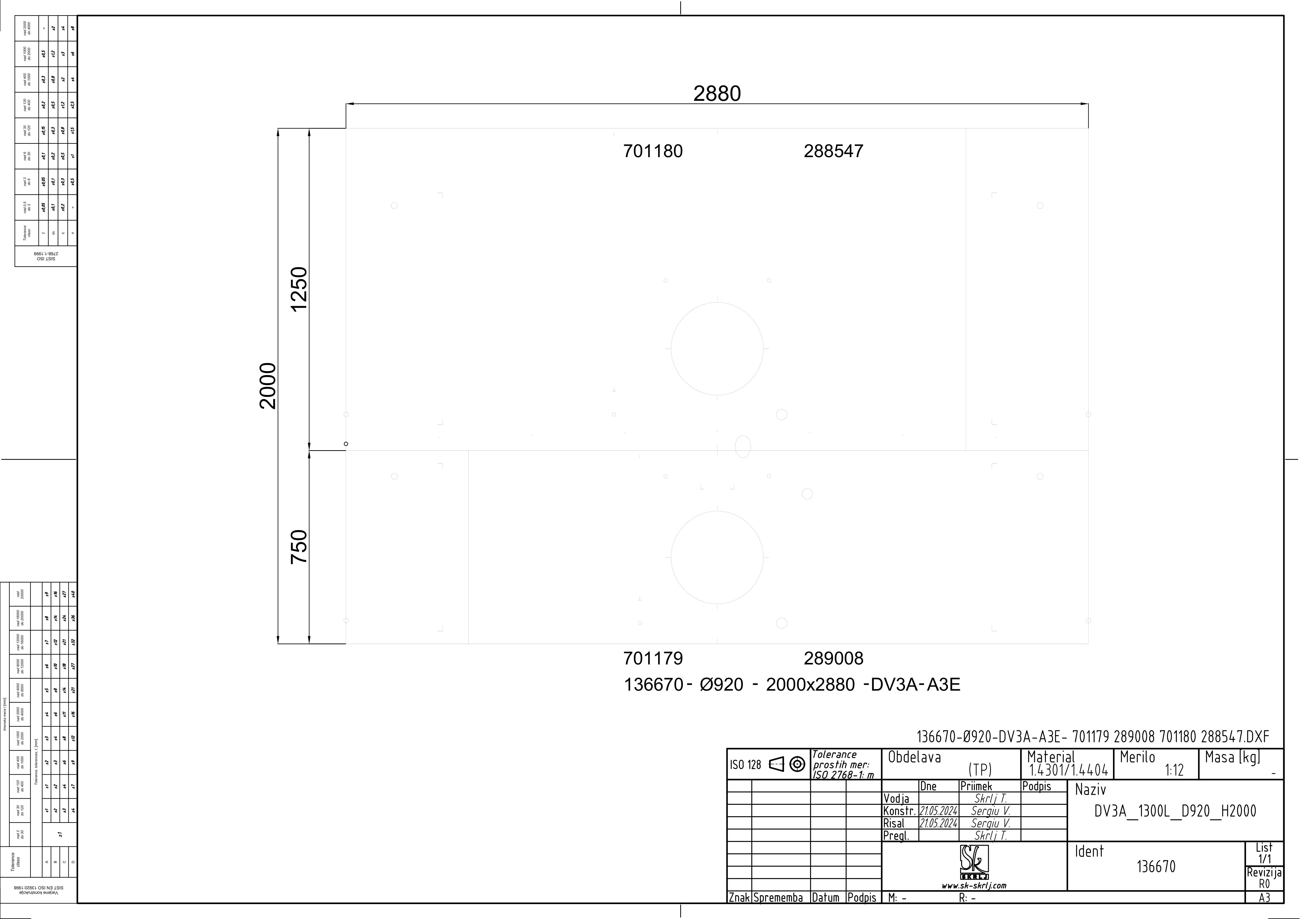 Storage tank with intermediate bottom and double jacket