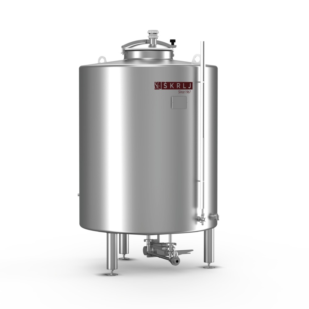 Hot water tank with double jacket